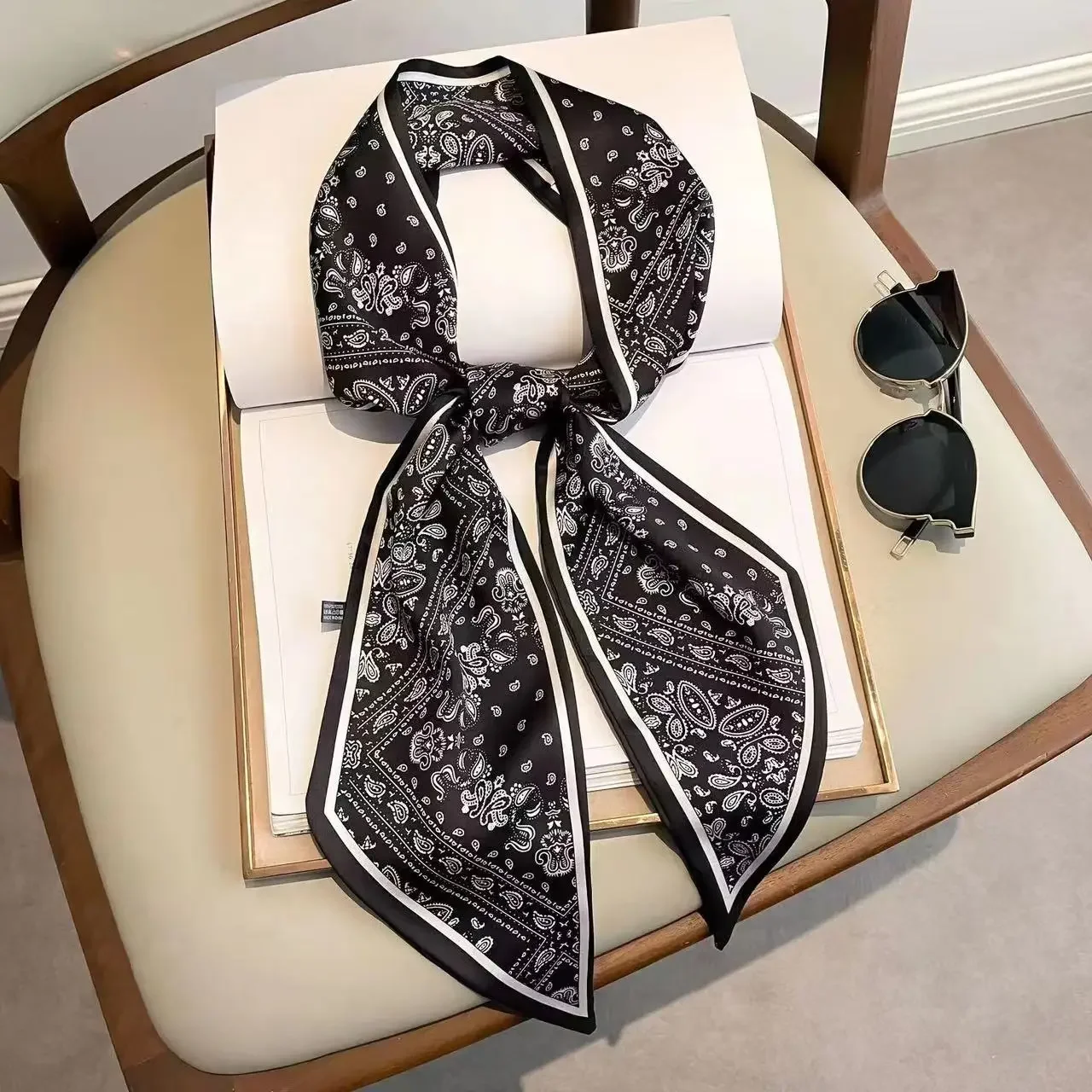 Design Print Skinny Scarf Plai - Luxury Bags For Women Brands recension och pris