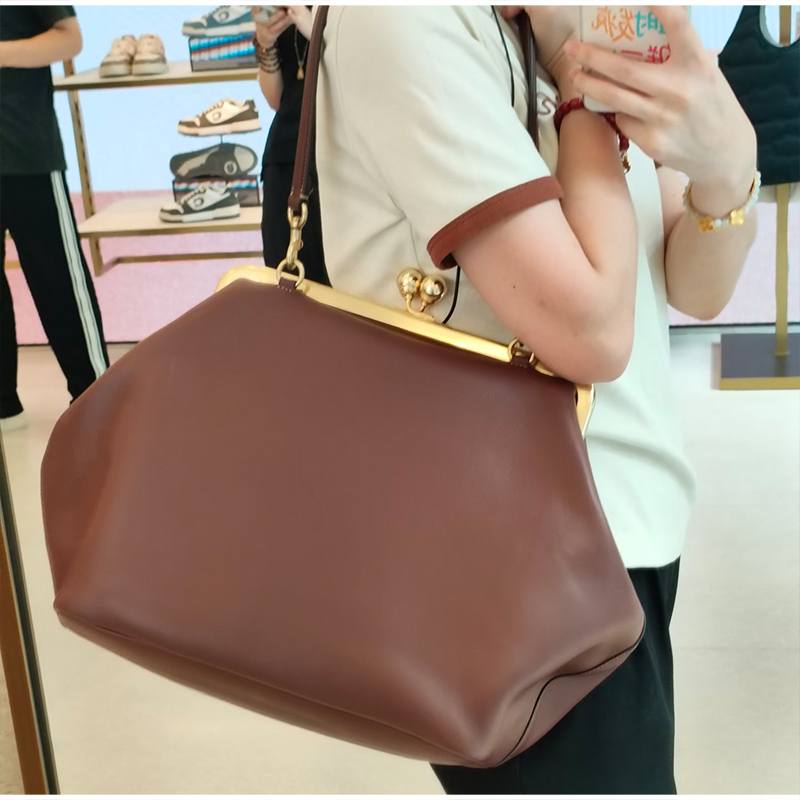 Luxury Snap Clutch Frame Purse - Luxury Bags Everyday recension och pris