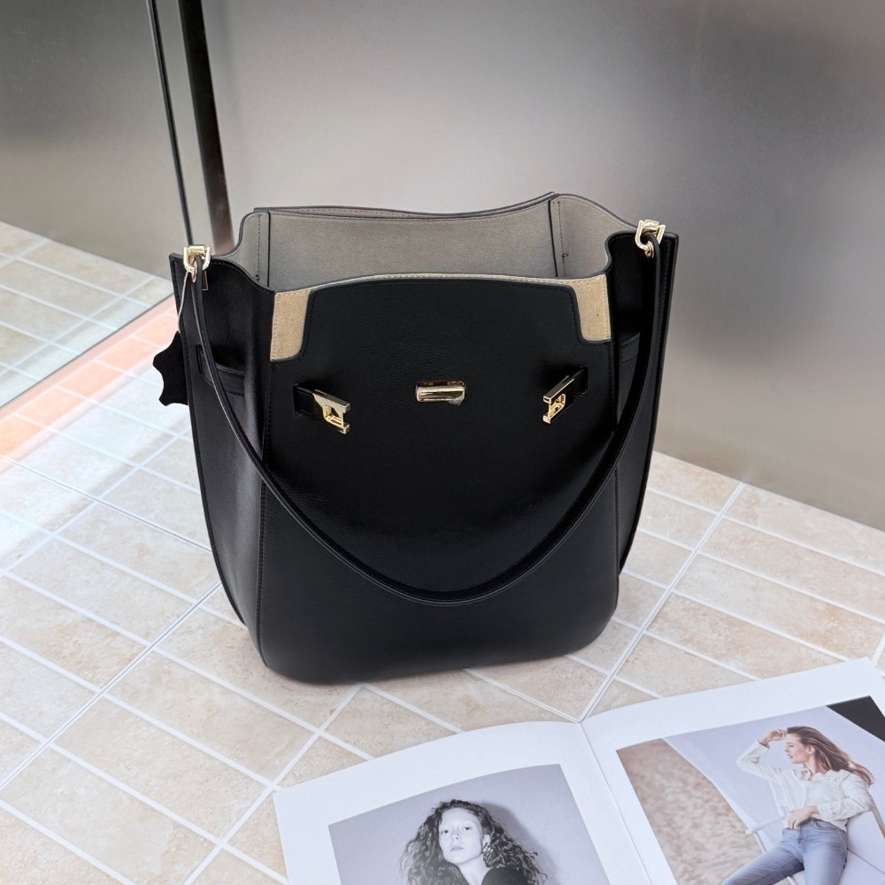 New Bucket Bag Old Money Wind  - Luxury Bags Tote recension och pris