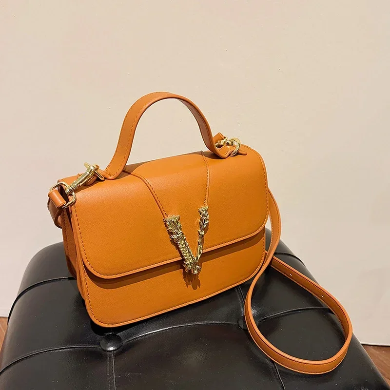 Popular Women's Shoulder Bag M - Luxury Bags Sale recension och pris