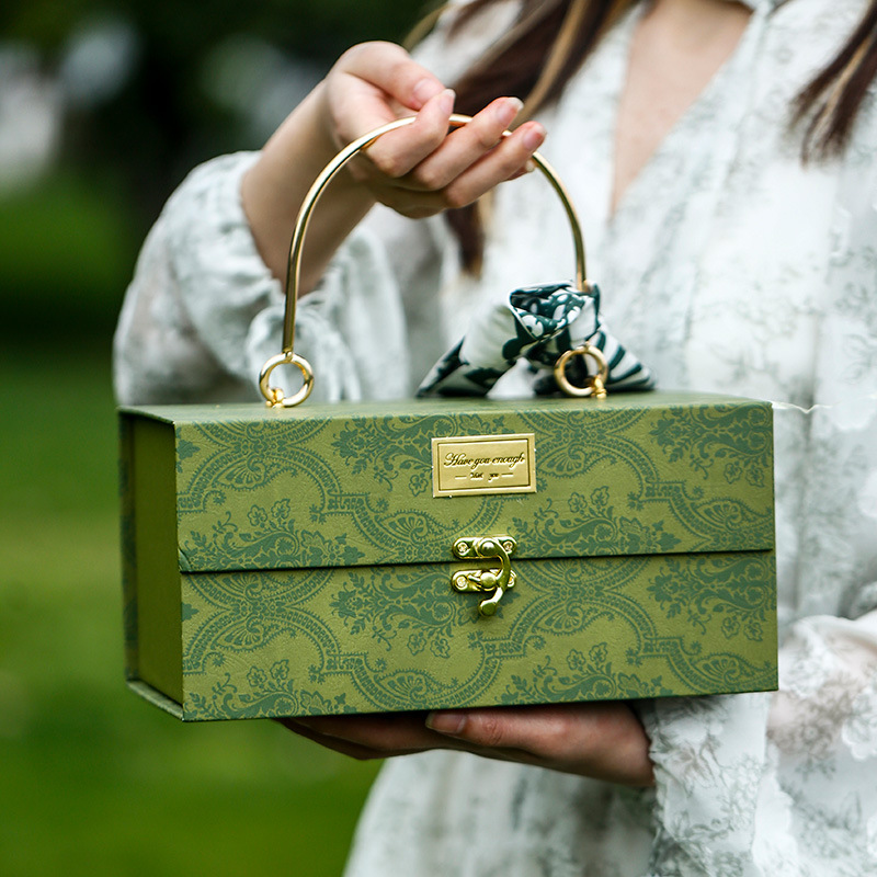Thicken Multicolored Metal Han - Luxury Bags For School recension och pris